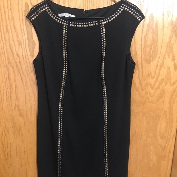 Maggy London Dresses & Skirts - Maggy London dress size 10